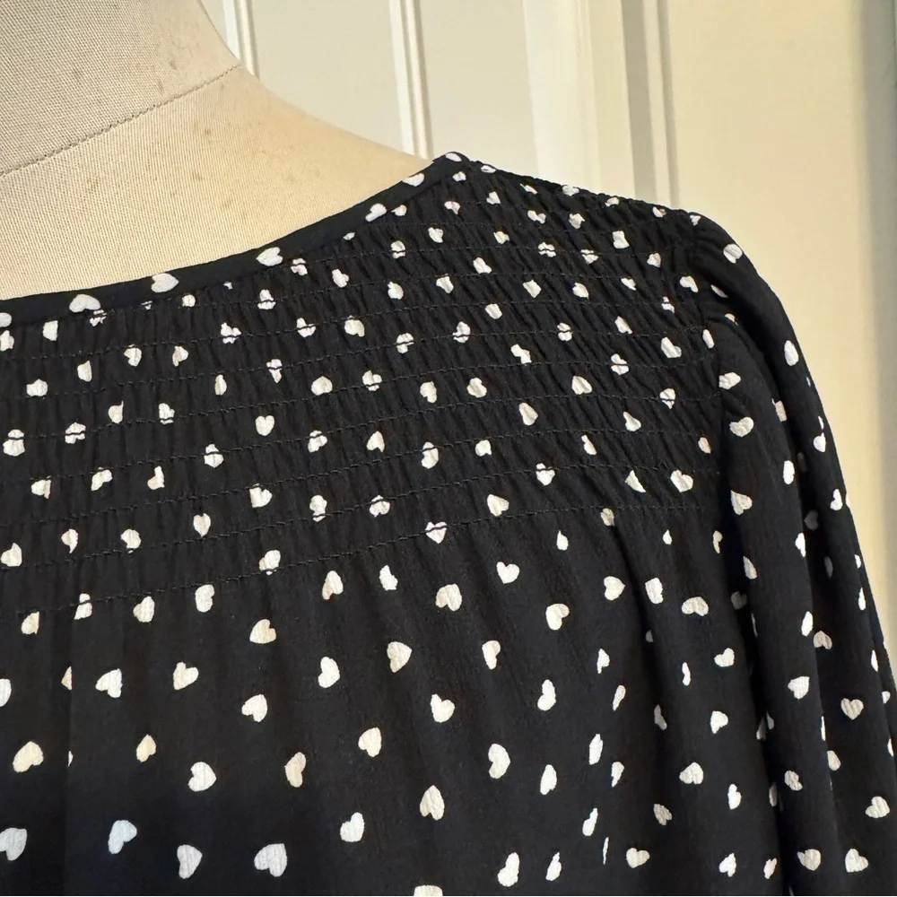 Kate‎ Spade XS Heartbeat Smocked Top Blouse ~ Hearts Smocked Night Out Party